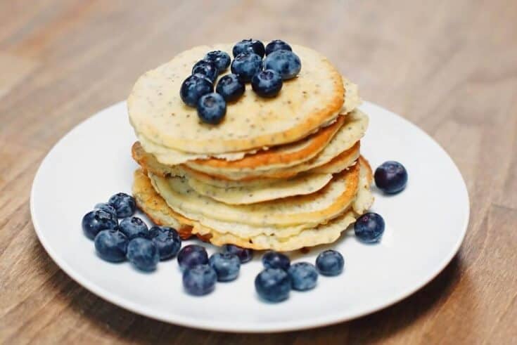 Coconut protein pancakes recipe - Dr. Axe