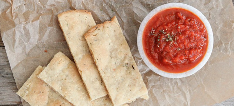 Garlic breadsticks recipe - Dr. Axe