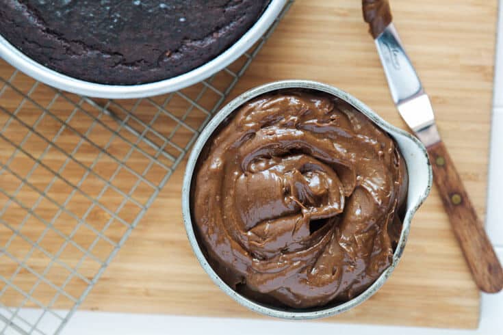 Spiced coconut chocolate frosting recipe - Dr. Axe