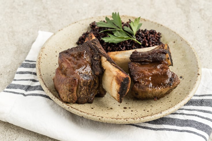 Braised short ribs recipe - Dr. Axe